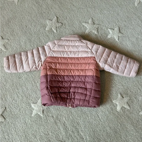 Patagonia Baby Down Sweater Jacket 3-6 M LIKE NEW - Picture 3 of 3